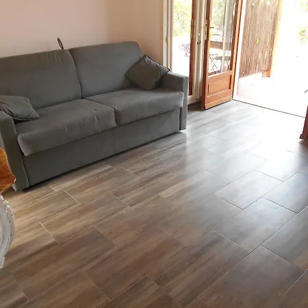 Daire Capoperla App Ferrato *